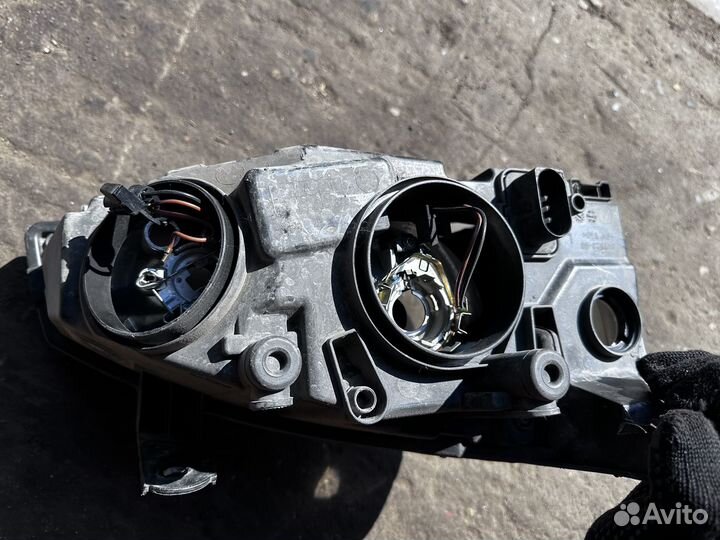 Фара передняя правая LADA kalina 1