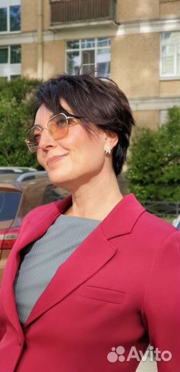 Парикмахер-стилист в Кировском районе