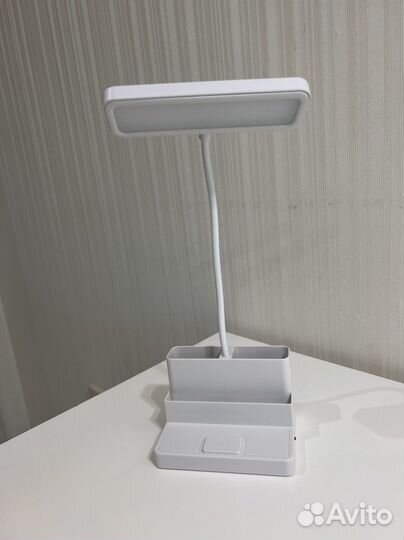 Компьютерная лампа. настольная лампа