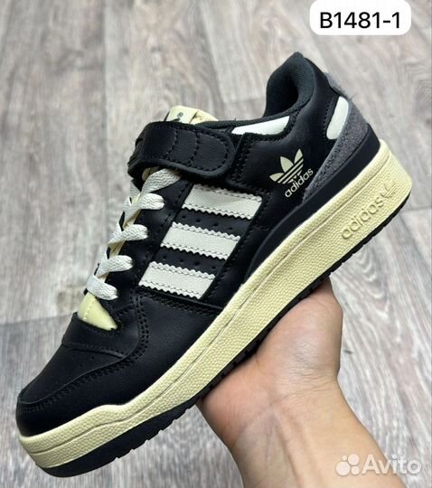 Кроссовки Adidas 36-41 кожаные