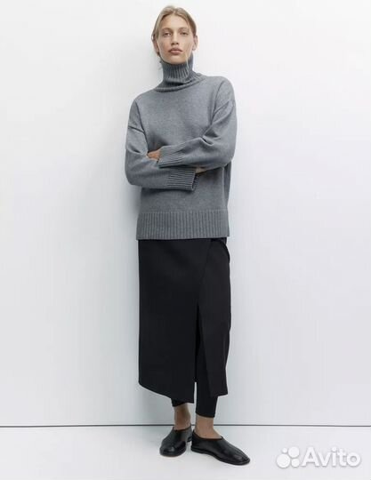 Свитер женский