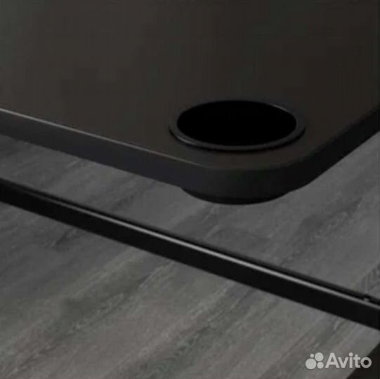 Игровой компьютерный стол Икея со стулом Икея