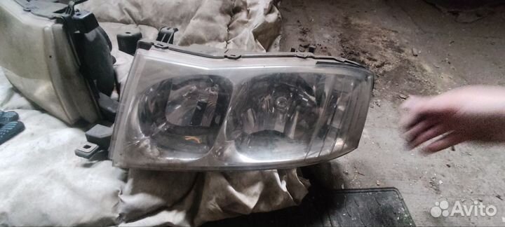 Фары передние nissan cedric/gloria