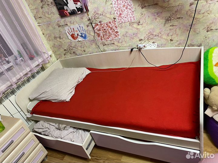 Детская мебель для девочки