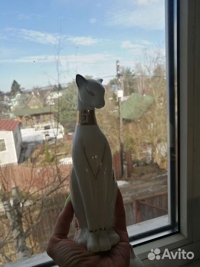Статуэтки кошки