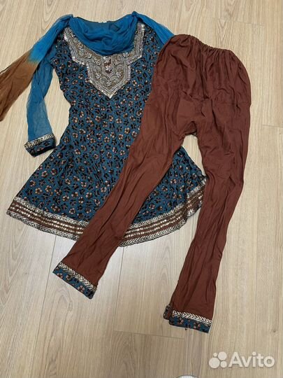 Костюм для индийских танцев