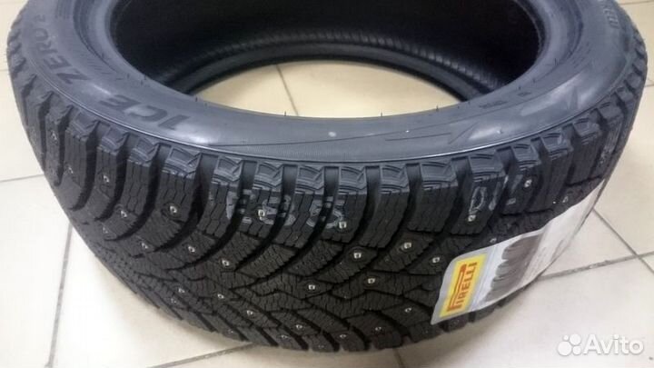 Pirelli Ice Zero 2 225/40 R18 92H