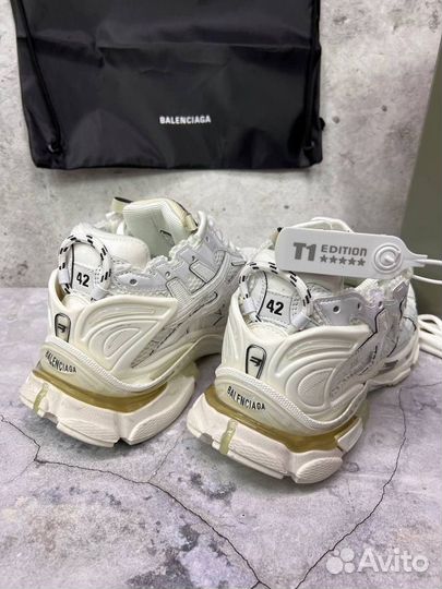 Кроссовки Balenciaga Runner