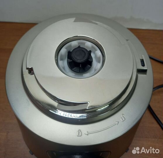 Кухонный комбайн Phillips HR7769