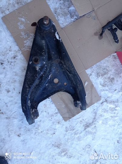 Рычаг левый renault logan