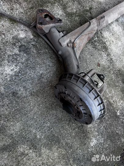 Задняя балка Лада Приора