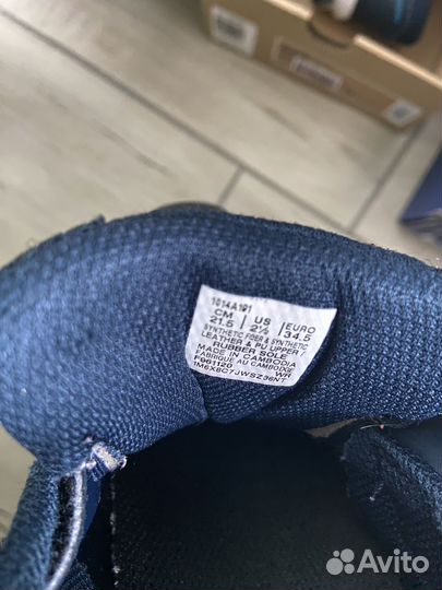 Кроссовки asics