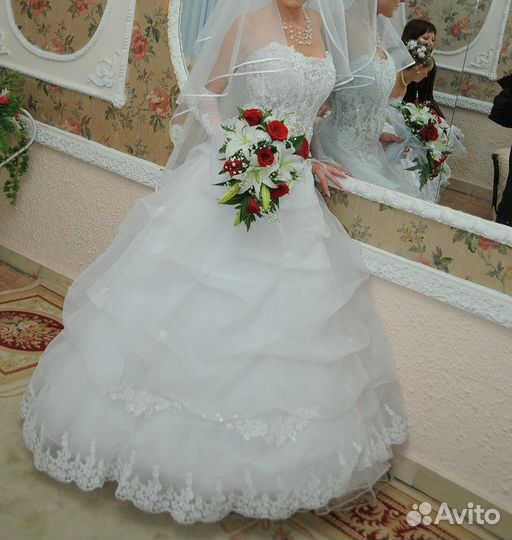 Продам платье