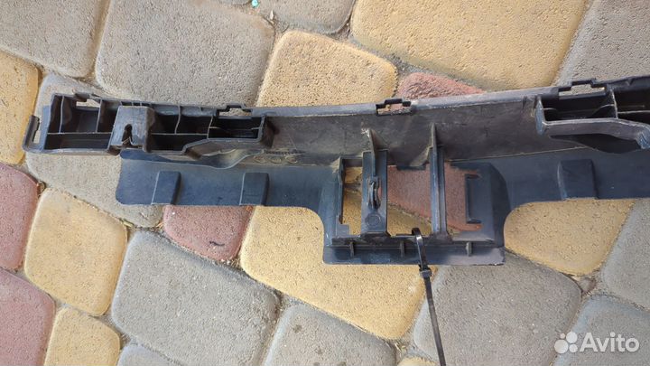 Кронштейн заднего бампера Mercedes A2058850265