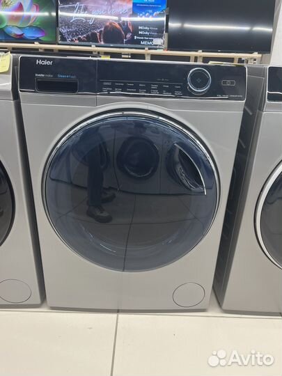 Стирально-сушильная машина Haier HWD80-BP14979S