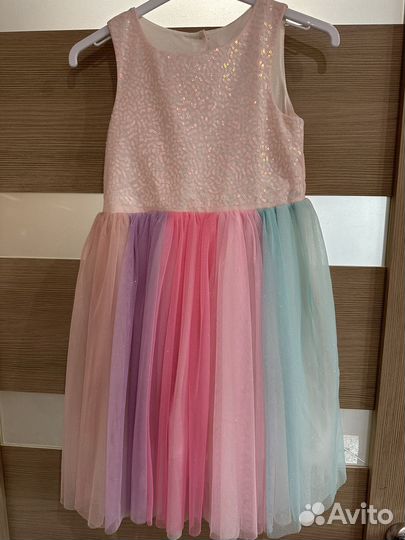 Платье нарядное на девочку