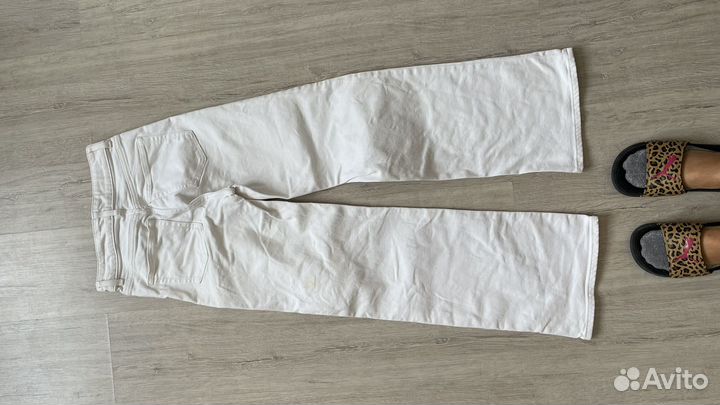 Джинсы hm