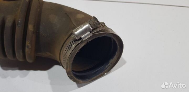 Патрубок воздушного фильтра (Geely Emgrand X7)