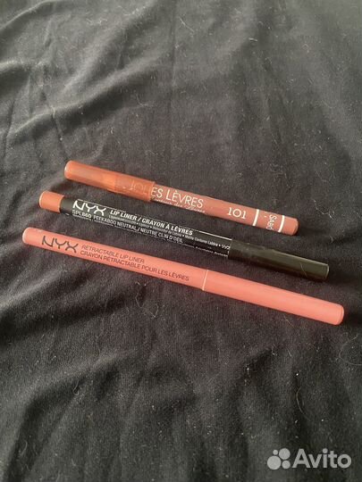 Карандаш для губ