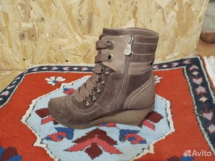 Ботинки женские зимние 40 размера