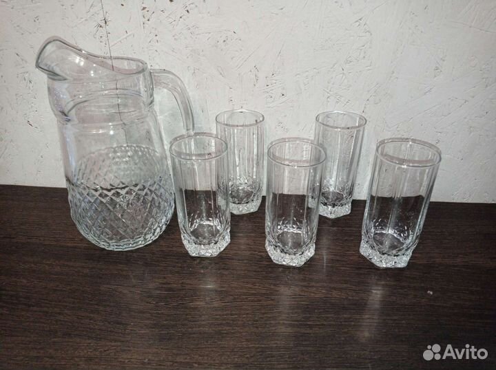 Набор кувшин и стаканы