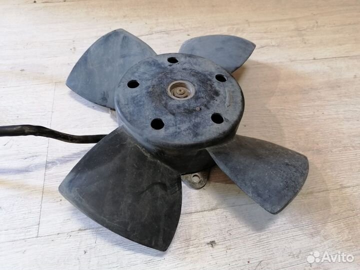 Вентилятор охлаждения двигателя Chevrolet Niva