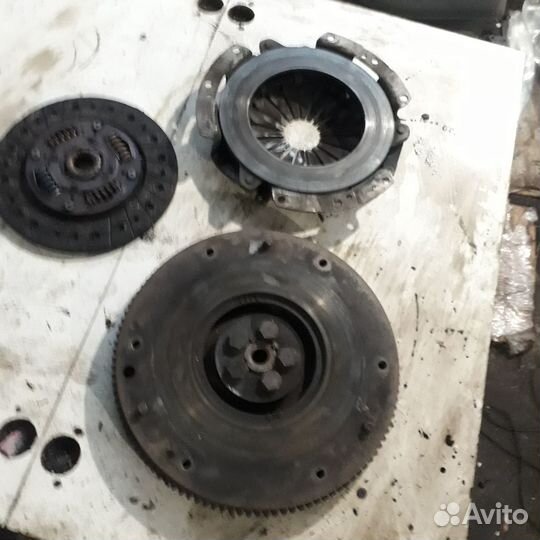 Маховик в сборе 4G13 4G18 Мицубиси Лансер 9