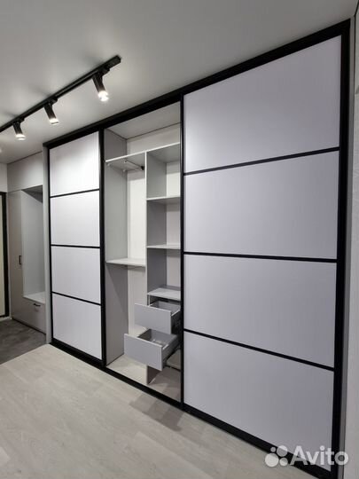 Шкаф стенка