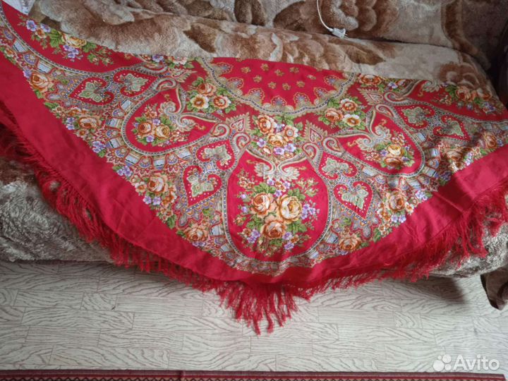 Павлопосадский платок шерсть 146/146