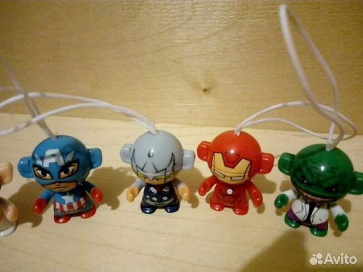 Киндер marvel*