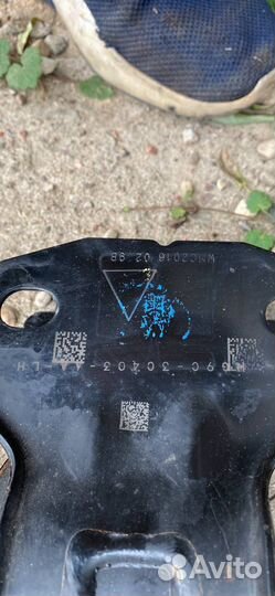 Рычаг передний левый Lincoln MKZ 2017 HG9C-3C403AA