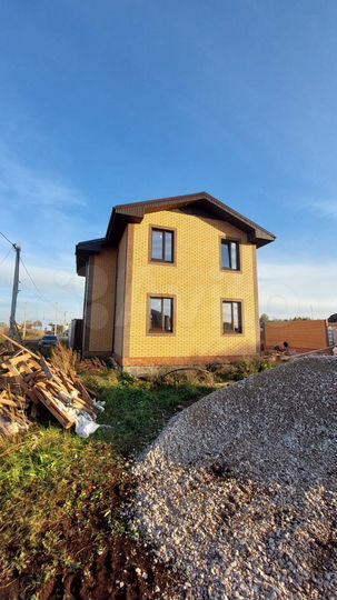 Дом 100 м² на участке 5 сот.