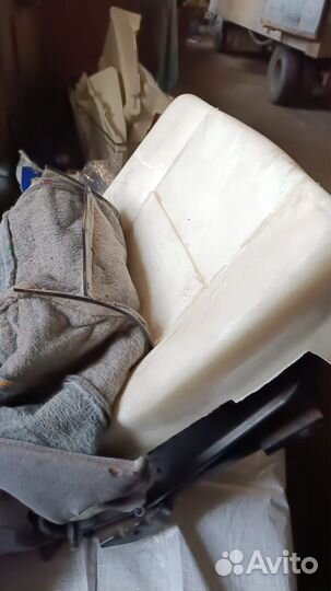 Сидение водительское Мерседес Вито 638