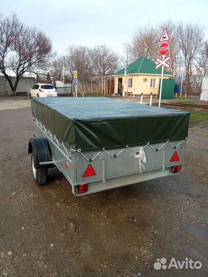 Легковой прицеп 