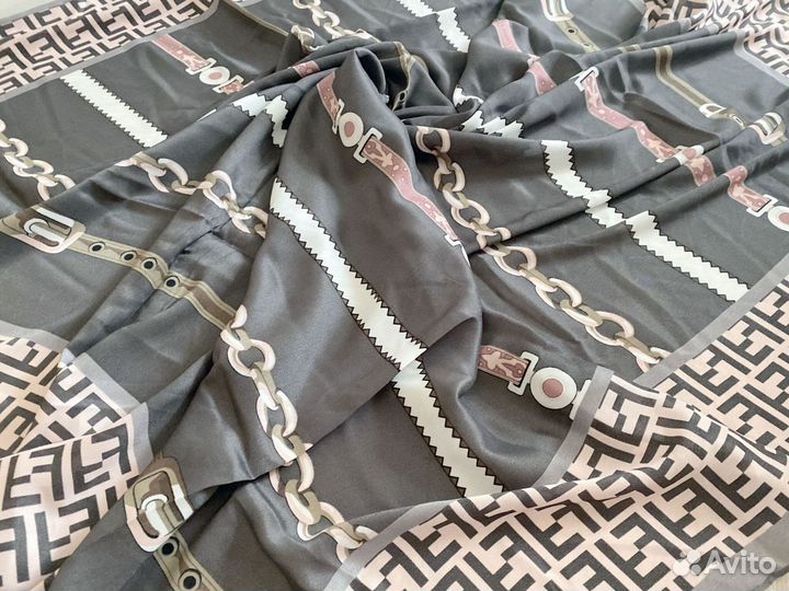 Платок из шелка Fendi
