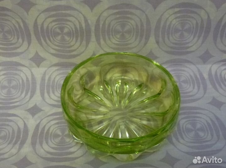 Посуда из цветного стекла времён СССР