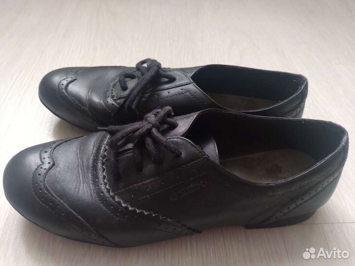 Полуботинки кожаные для девочки; женские 36 р-р