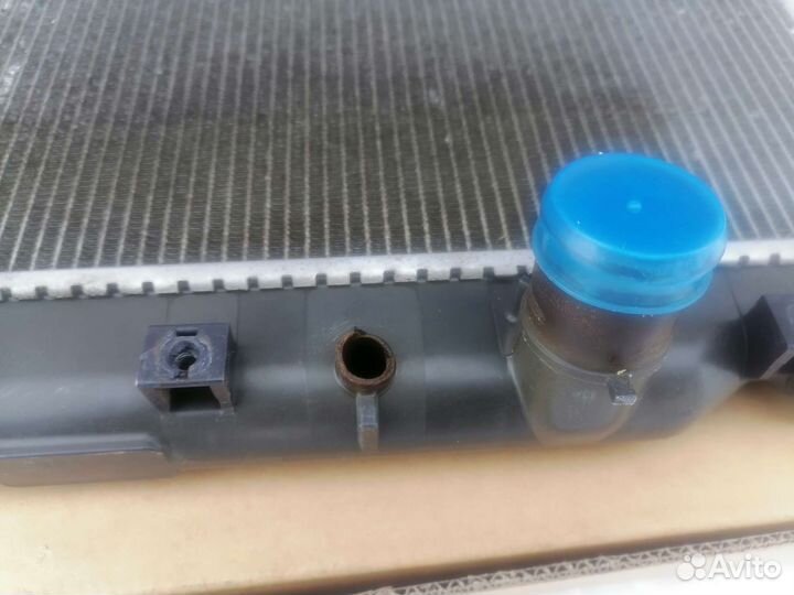 Радиатор охлаждения мазда сх9