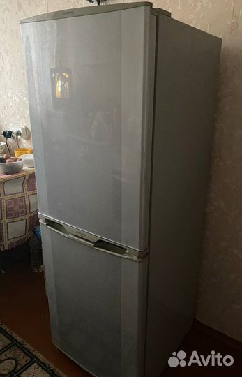 Холодильник Elenberg RF1165-B