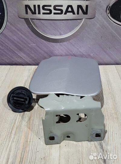 Лючок бензобака nissan terrano D10