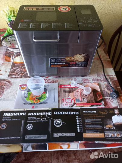 Хлебопечка redmond 1919