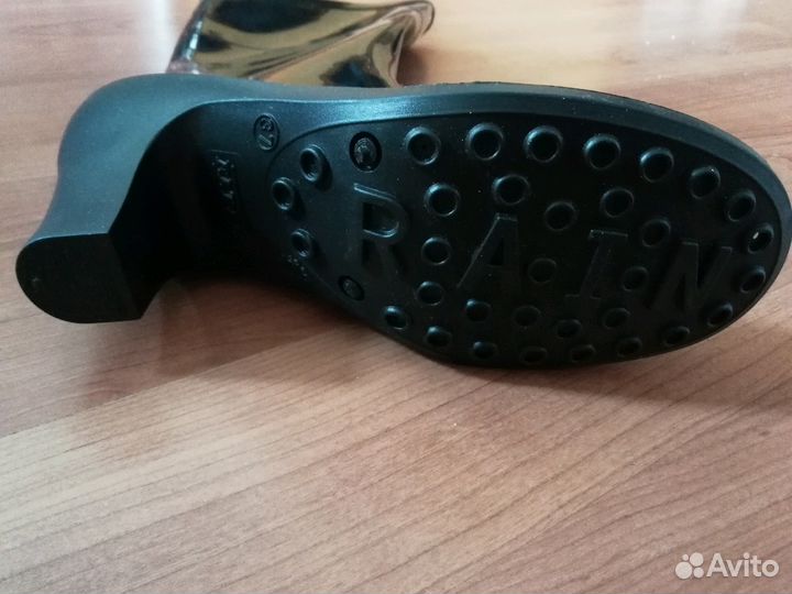 Сапоги резиновые женские новые