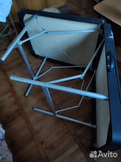 Массажная кушетка