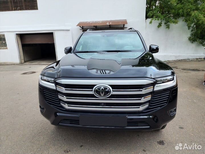 Toyota Land Cruiser, 2023