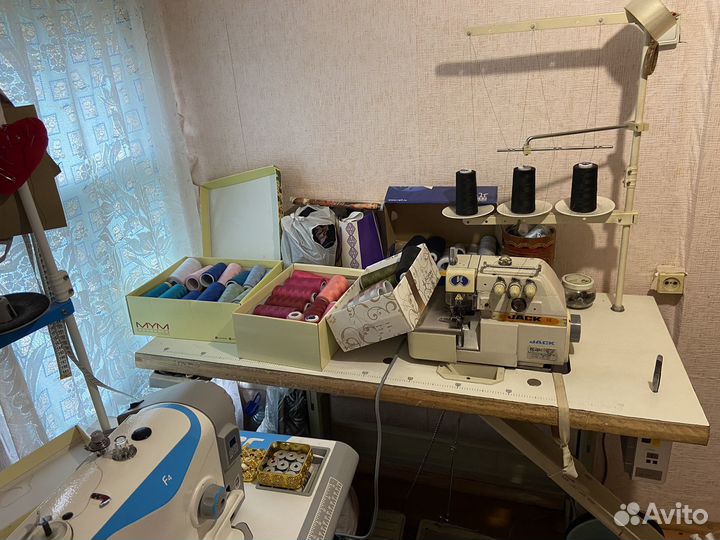 Оверлок промышленный jack