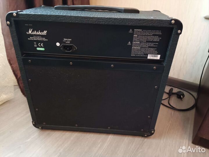Гитарный комбоусилитель marshall