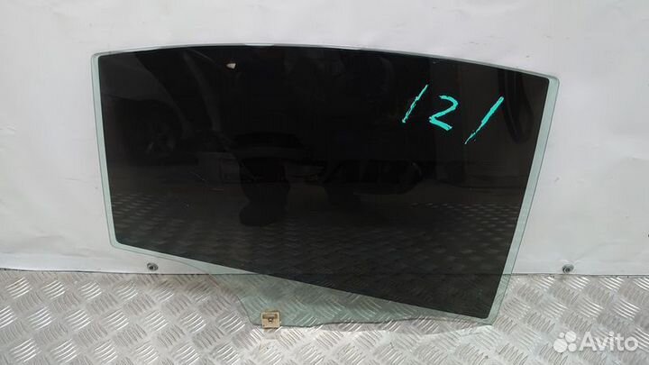 Стекло двери задней Mazda 3 BK рестайлинг (2006—20