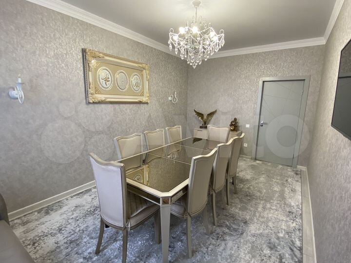 3-к. квартира, 100 м², 6/9 эт.