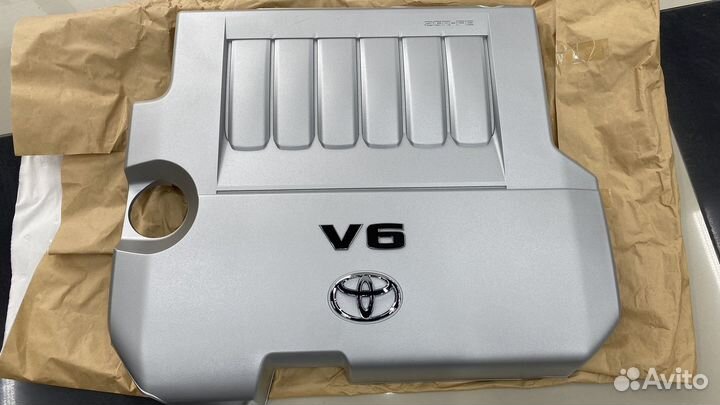 Декоративная накладка двигателя 1120931031