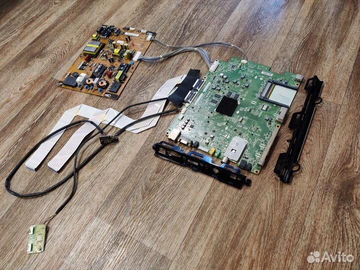 Запчасти для телевизора LG LM640T